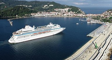 Limanlarımıza 10 ayda 907 kruvaziyer gemi yanaştı