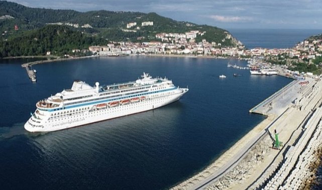 Limanlarımıza 10 ayda 907 kruvaziyer gemi yanaştı