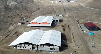 Belediyeden Oltu'ya çuval fabrikası!