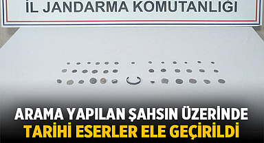 Dolmuş durağında üst araması yapıldı: Şahıstan çok sayıda tarihi eser ele geçirildi