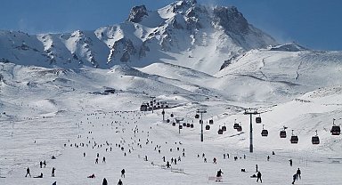 Erciyes'te Dünya Kar Motosikleti Şampiyonası