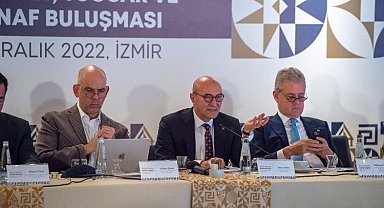 İzmir 'Geleceğin Türkiye'sini inşa ediyor