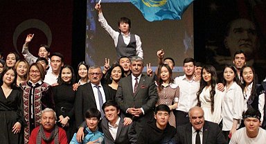 Kazakistan'ın bağımsızlık gününe Kütahya coşkusu