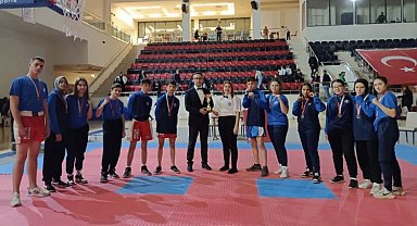Kütahya Kick Boks'ta madalyalara el koydu