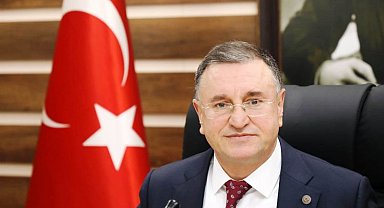 Lütfü Savaş'tan Noel mesajı