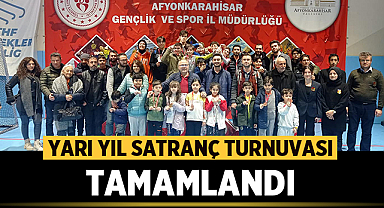 Afyonkarahisar'da yarı yıl satranç turnuvası tamamlandı