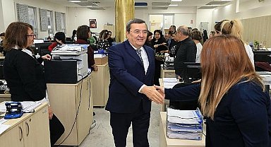 Başkan Batur'dan belediye çalışanlarına Yılın ilk iş gününde kutlama