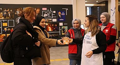 Finallere Çalışan Öğrencilere “Anne Eli Lezzetler