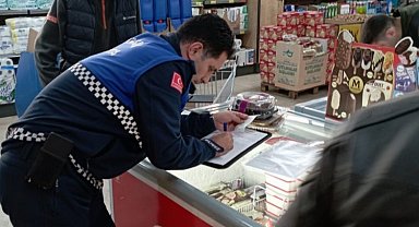 Gebze'de çok sayıda tarihi geçmiş ürün imha edildi
