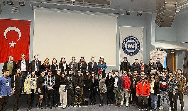 Global Menkul Değerler, üniversiteli gençlere 2023'teki makro ekonomik beklentileri anlattı
