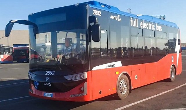 Karsan'dan İtalya'ya İlk e-ATAK Teslimatı!