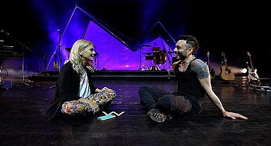 Mabel Matiz; “Tarkan'ın “Ölürüm Sana