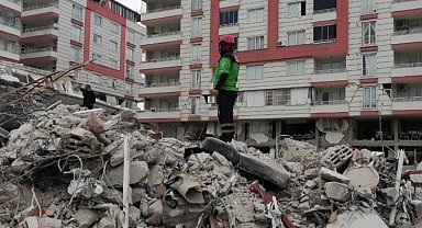 Adalet Bakanlığı açıkladı... Enkazlar bilirkişi sonrası kaldırılmaktadır