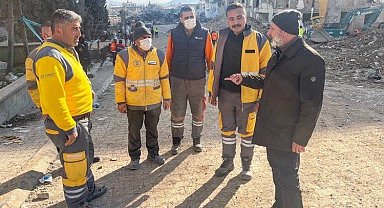 Ahmet Çolakbayrakdar'dan 'deprem' mesaisi
