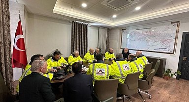 Azerbaycan'dan kardeşine deprem 'seferberliği'