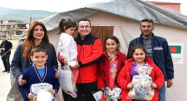 Başkan Kanar Hatay Arsuz'un Yaralarını Sarıyor