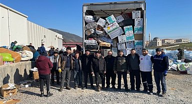 CEPDER'in deprem bölgesine yardımları sürüyor
