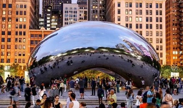 Chicago'daki 'Bulut Kapısı' şimdi New York'ta