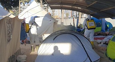 Deprem bölgesi ilaçlanıyor