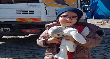 Depremzede Çocuklara Oyuncak Morali