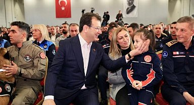 Ekrem İmamoğlu'ndan ekibine teşekkür