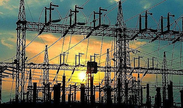 Elektriğin en pahalı olduğu gün çarşamba en ucuz olduğu gün pazar