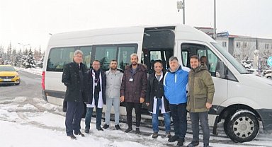 ERÜ'den 6 kişilik sağlık ekibi yola çıktı