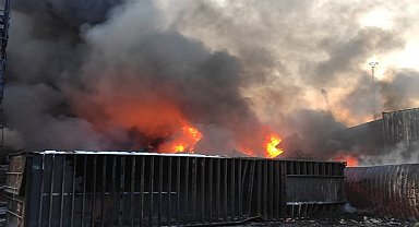 İskenderun Limanı'ndaki Yangın Söndürüldü