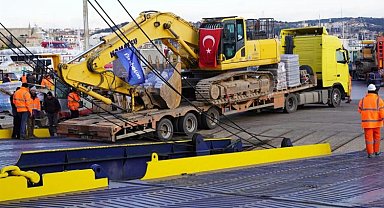 İzmir'in iş makineleri Antakya görevinde