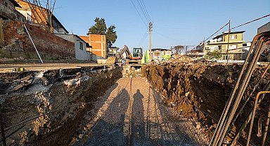 İZSU, Karabağlar'da Yağmur Suyu Altyapısını Güçlendiriyor