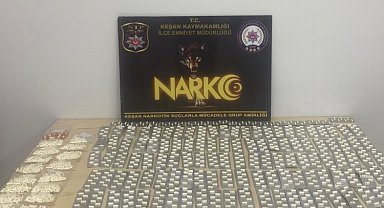 Keşan'da sentetik ecza hapla yakalanan 2 kişi tutuklandı