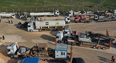 Konya deprem bölgesine araç şantiyesi kurdu