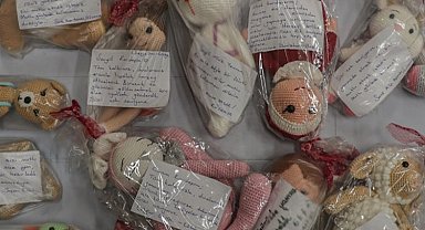Kütahyalı çocuklardan depremzedeli kardeşlerine oyuncak