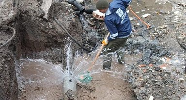 Osmaniye'de içme suyu şebekeleri onarılıyor