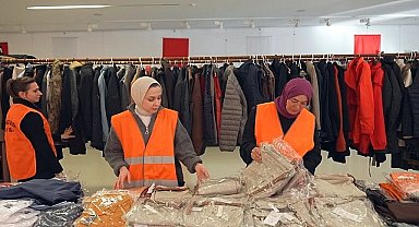Sevgi Mağazası'nın kapıları depremzedelere açıldı 