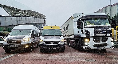 Turan Hançerli Yardım Tırları ve İş Makineleriyle Afet Bölgesinde! 