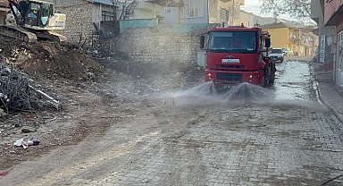 Adıyaman'da İzmit selin izlerini siliyor