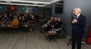 Başkan Erdem huzurevi sakinleriyle buluştu