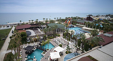 Crystal Family Resort & Spa