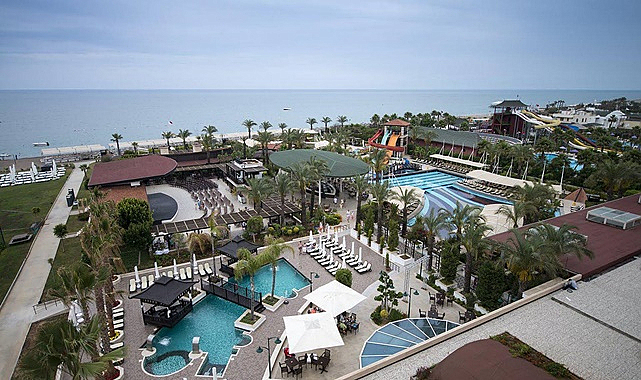 Crystal Family Resort & Spa