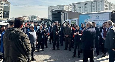 Gebze'de 'Ramazan Erzak Konvoyu' uğurlandı