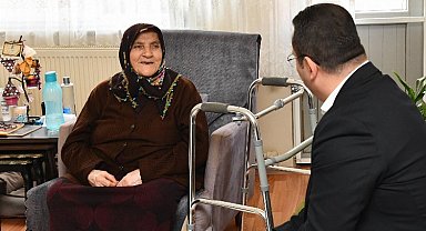 Mavi kapaklar afetzedelere umut oldu