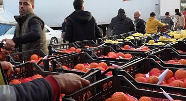 Mersin'den 24 ton narenciye desteği