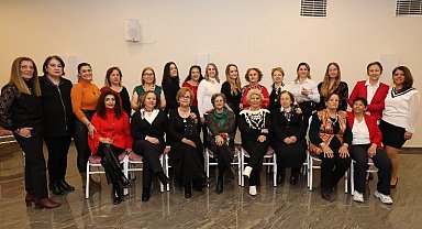 Narlıdere'de 'Güçlü Kadınlar' afetzedeler için sahne alacak