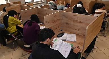 Selçuklu Belediye Başkanı Ahmet Pekyatırmacı, “Konya Türkiye'de kütüphanelerin en yoğun kullanıldığı şehir. Bunda ilçemize kazandırdığımız modern ve fonksiyonel kütüphanelerin katkısı büyük