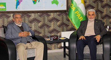 Yapıcıoğlu, Dürümlü katliamı mağdurlarının ziyaretini kabul etti