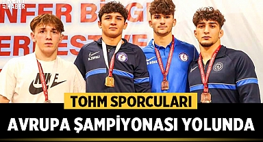 Afyonkarahisarlı genç güreşçiler madalyalarla döndü!