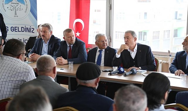 Bakan Akar ve Başkan Büyükkılıç’tan STK’lara bayram ziyareti