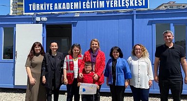 Başkan Hürriyet, depremzede vatandaşlarla bir araya geldi