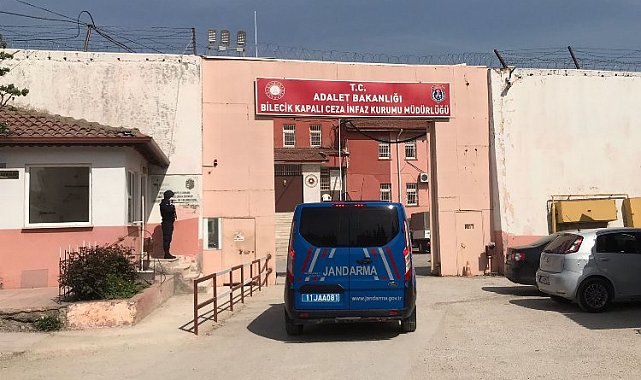 Bilecik'te kablo hırsızları Jandarma'dan kaçamadı